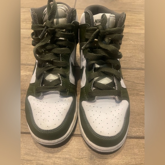 3Y kids green & white Nike Dunks - Picture 2 of 6